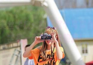 爱丝的美丝学校：翻开这个写真合集，开学第一天就让你跑偏！