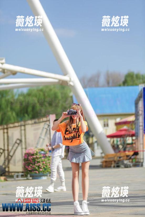 爱丝的美丝学校：翻开这个写真合集，开学第一天就让你跑偏！