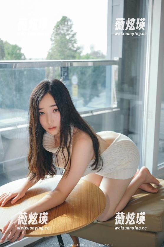来啊，Bambi(밤비)的原图居然可以下载，没觉得她有什么秘密啊，哈哈！