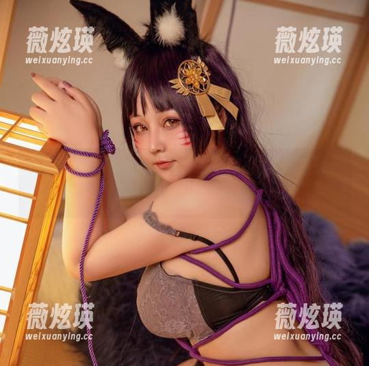 心中有牛仔裤，KANEKO咔喵的美图在悄悄歌唱