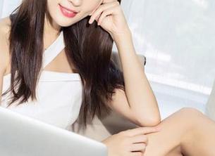 KelaGirls克拉女神 – 倩倩长腿写真分享，可能要让人觉得自己的腿太短了。