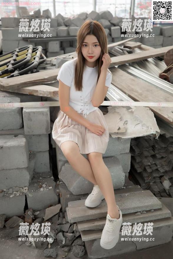 MSLASS梦丝女神 - 郭襄私拍来袭，牛仔裤美到让你想对着图包念叨！