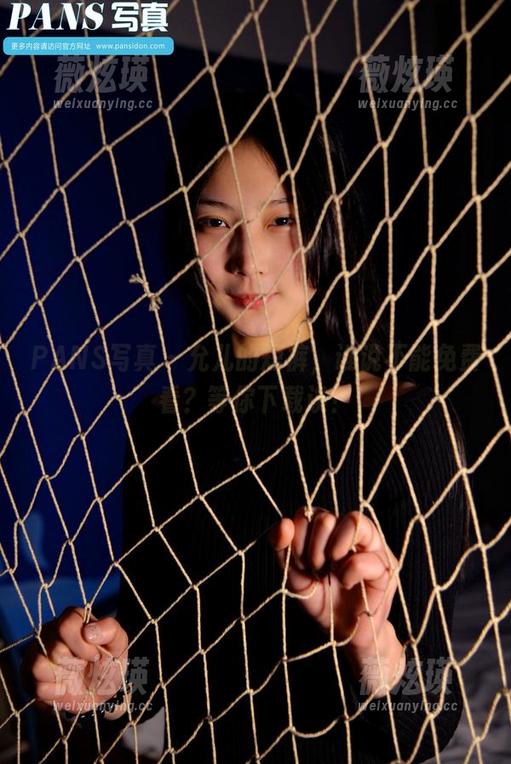 PANS写真 - 允儿的短裤，谁说不能免费看？等你下载诶！