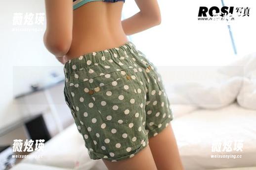 ROSI体操服：新高度的新私房，小身材的图包也能打破常规，绝不要扭转视线。