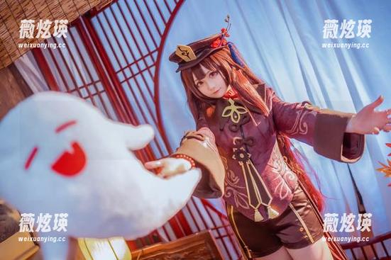 校服新天地：Sayako＿今年4岁给我们奉上的新作品集，谁说校服就一定正经？