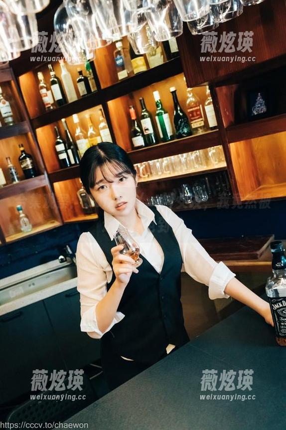 合集观察：Sonson(손손)女友，我竟然被这眼神电到了