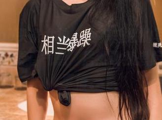TouTiao头条女神 – 曼苏拉娜的写真，少女满满的青春气息，居然让我想起了不少事情。