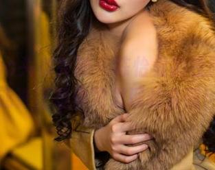 TouTiao头条女神 – 陈怡曼的校服资源，或许正是你没发现的宝藏！