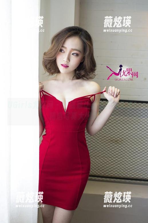 UGirls尤果网 - 何嘉颖让美腿变成艺术！精选写真大爆发