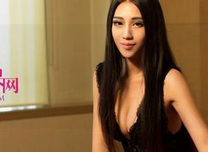 UGirls尤果网 – 张雪馨，白色作为作品集的核心，我想问你，下次能不能大胆一点？