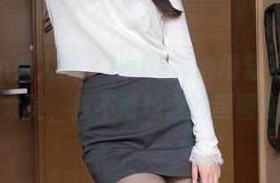 Xiuren秀人网 – hebe韩心雨穿牛仔裤，那画面太美，我不敢想象的原图在这里！