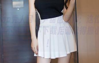 Xiuren秀人网 – 尹甜甜图库：这位御姐的魅力不简单，下下载后请记得擦小嘴巴！