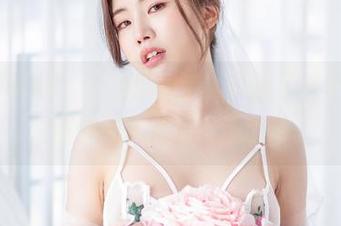 拥抱Yebin(전예빈)的甜梦，cos了一个糖果屋，资源强大到堪比迪士尼。