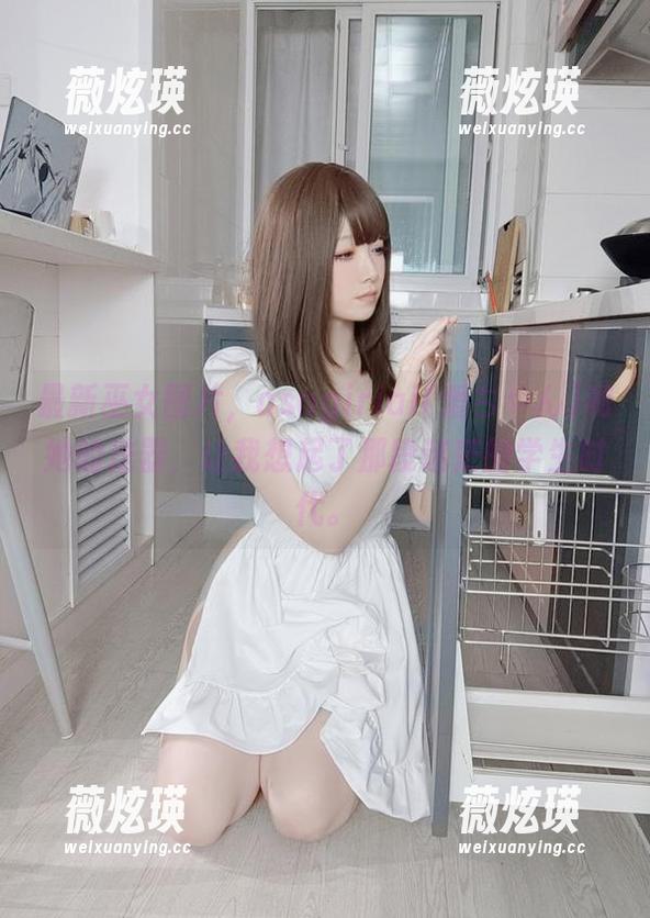 最新巫女图片，asagiriai(爱ちゃん)和她的法器，让我想起了那段迷茫的学生时代。