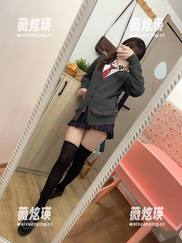 校园日常不一样，下载nagisa魔物喵的美图萌翻你的屏幕！