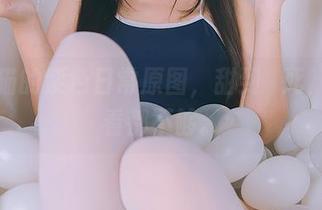 不呆猫的紫色日常原图，甜到齁死，怎么看都不够。