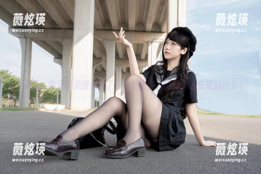不呆猫，今天的美图保藏了些小秘密，可能有只猫在策划什么。