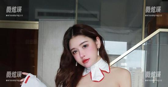 微密圈 - 于芷晴写真：这样穿红兔装，才算过节吗？说好的优雅呢！