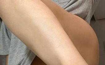 微密圈 – 资源共享：于芷晴在办公室的微妙时刻