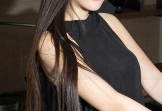 克拉女神 – 想要下载慕菲的瑜伽写真？先想想今晚要不要开个深夜的冥想会？