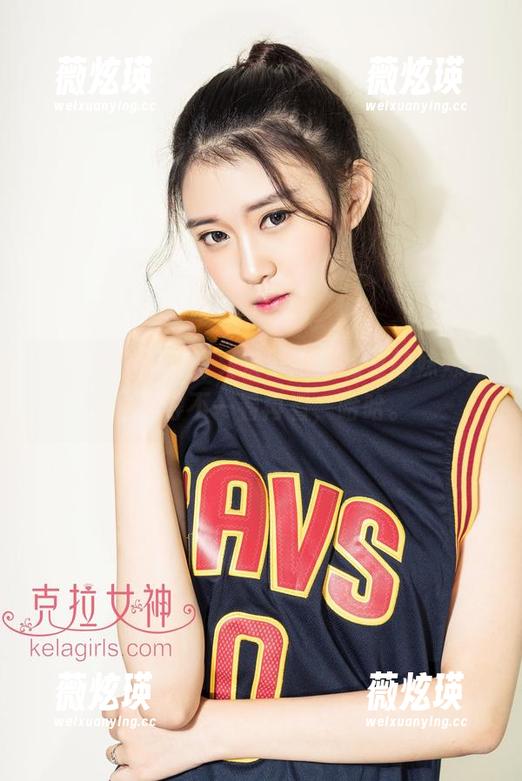 克拉女神 - 薇薇又来了，作品里的妹妹让我不得不一看再看，哈哈。