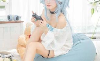 看呦，看呦，才明白卜呦的裸足其实不起眼的深意？