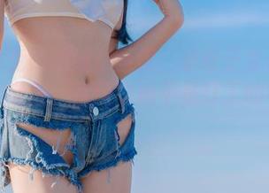 咬一口兔娘的精彩画像：菲奇子女仆图鉴—喂，老板，你确定她不是打工的变身吗？