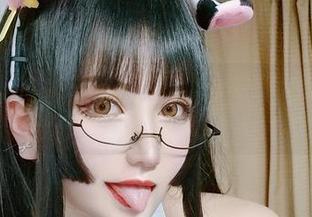 夏鸽鸽不想起床的睡衣故事：每一次穿着都像在演绎一场新剧！
