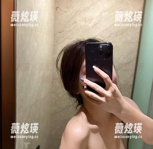 微密圈 - 看奶雯短裙怎么一步一个美图，开启新一轮的“腿”势力！