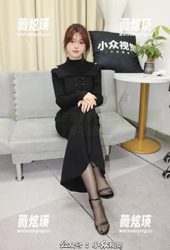 小众视觉 - 惠子是个护士，这写真被我翻了好几遍呀～