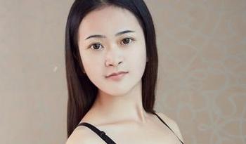 尤物馆 – 小尤奈的私拍挑战：连体衣穿搭的“智勇双全”！