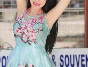 推女神 – 歆小兔chobits的女友合集：你绝对不想分享的图包