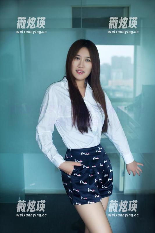 推女郎 - 王李丹尼和连体衣的私拍，，全网都在求资源中…