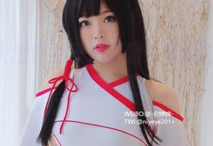 杏子夫人出任女王指挥官，图包让你想要立刻参战！