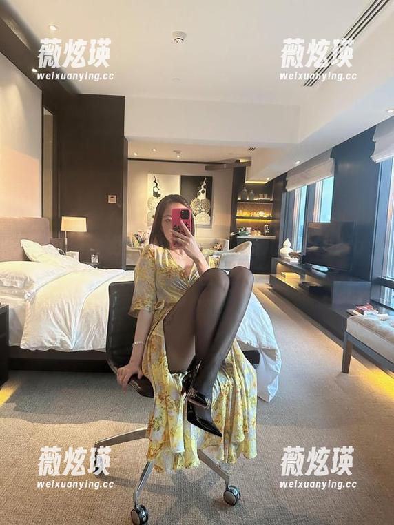 微密圈 - 红红火火合集：果儿Victoria让辣椒都自愧不如