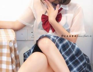 柒柒不可爱的居家套图：一件睡衣的多种可能，你能想象得了几种？