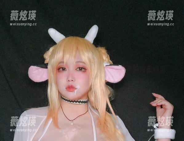 椒妮佐仁的裤里丝情缘——cos与图集的完美邂逅
