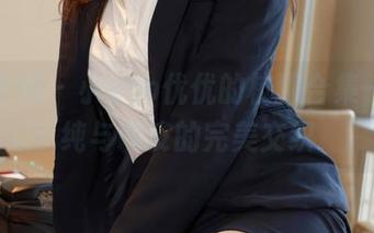 模范学院 – 小yoo优优的校服合集——清纯与调皮的完美交织