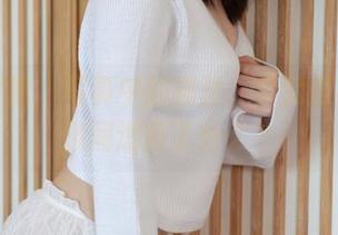 模范学院 – 写真中的黑丝，梦梵是不是无意间透露了什么？