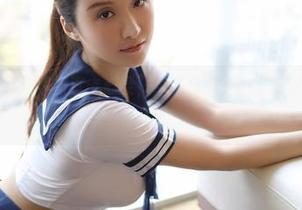 模范学院 – 高清美图直击心灵，草莓兔兔的护士扮相真让人想多看几眼！