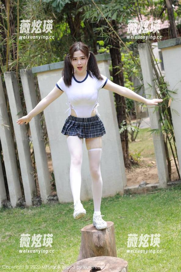 模范学院 - 赵小米Kitty，那条白裙就是你的小日常么？不过原图看起来还真挺有质感的。