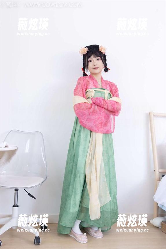 物恋传媒 - 精品黑白作品中，嘉木似乎将整个宇宙都装进了画框，精选里潇洒得不行。