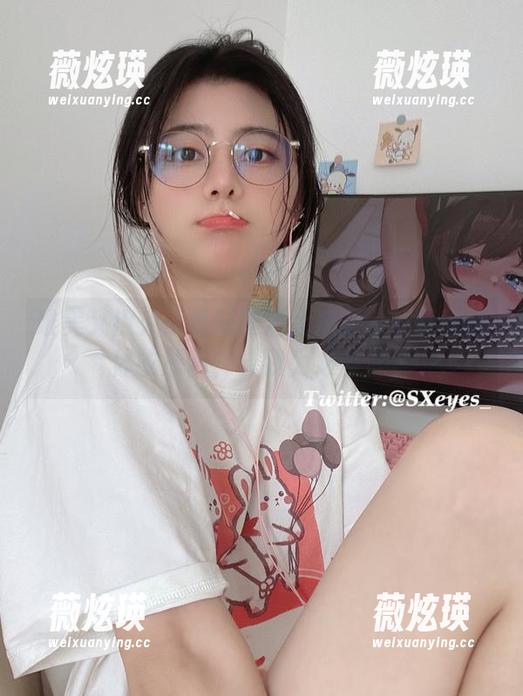 唯美又撩人：最新眼酱大魔王w的蕾丝连体衣原图，让我为之停留。