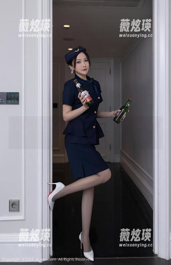 秀人网-HeyuZhang 秀人网 - 透明的隙缝:HeyuZhang在原图中的迷雾