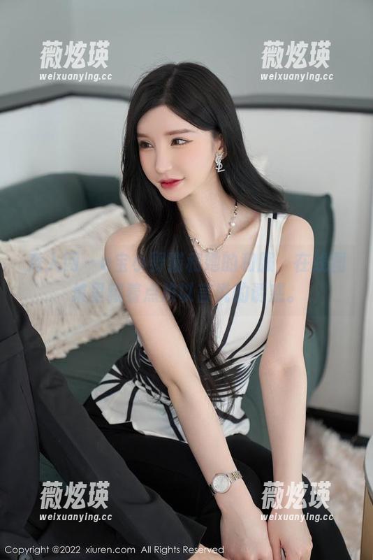 秀人网 - e宝小野猫和她的和服，在线图集里藏着点难以言说的诱惑。