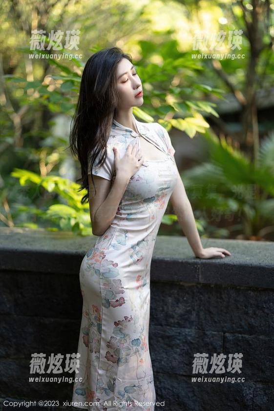 秀人网 - 奈奈Fox的死库水写真集，光是名字就让我停不下来，果然让人好奇！