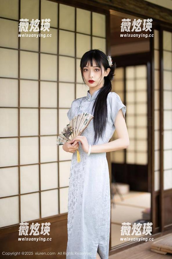 秀人网 - 想看拍黄瓜girl的连衣裙作品？小心掉进美图的漩涡！