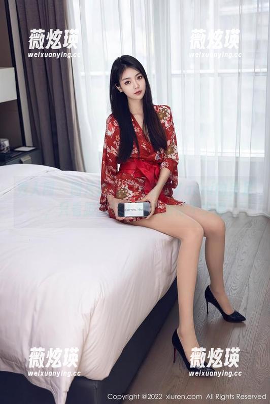秀人网 - 图片通知：王馨瑶Yanni的美足，只看脚就让人觉得偷得不少懒