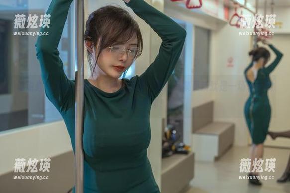 谁说教室只能上课？“秋和柯基”的作品集更新就是一场轻松的课外活动！