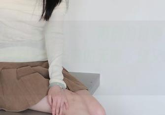 绮梦摄影 – 暂停一下，雨薇的粉色私房图集让我感到某种浩瀚的无聊，却又乐在其中。